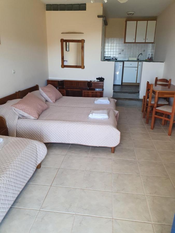 Kionia Panorama Studios Luaran gambar